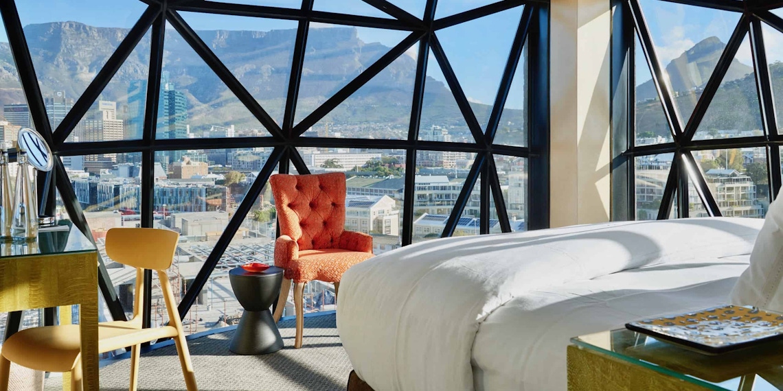 Bedroom With a View of Cape Town