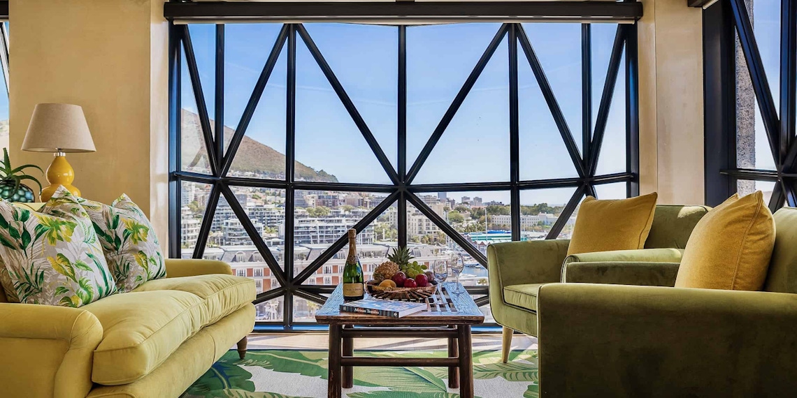 Lounge Suite With View of Cape Town
